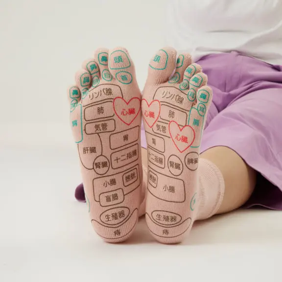 ツボ押しプリントソックス 靴下屋公式通販 Tabio オンラインストア