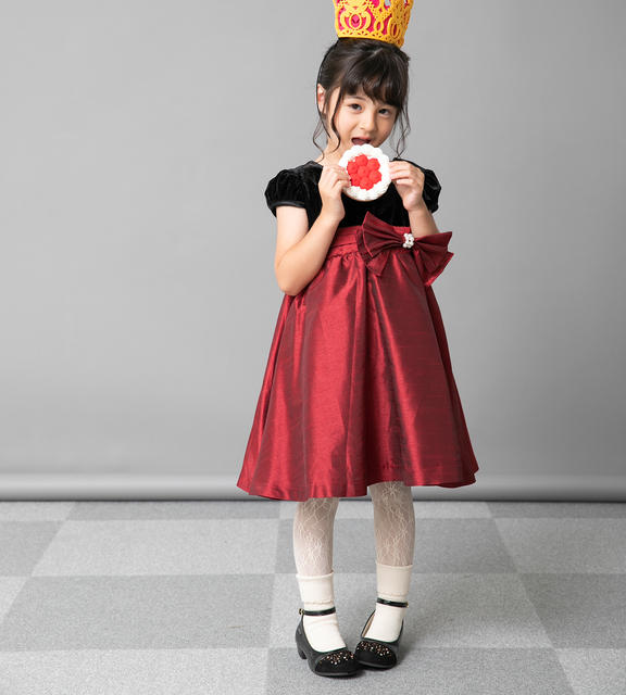 キッズ　誕生日、主役コーデ