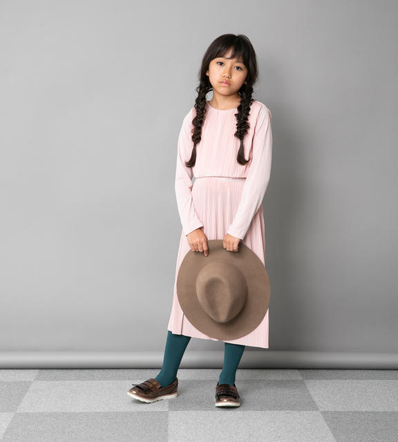 キッズ　誕生日、主役コーデ