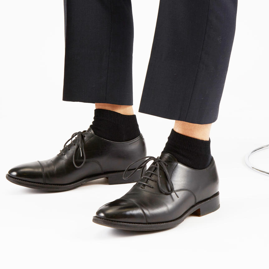 就活での靴下マナー リクルートスーツに合わせるng靴下とは 靴下屋公式通販 Tabio オンラインストア